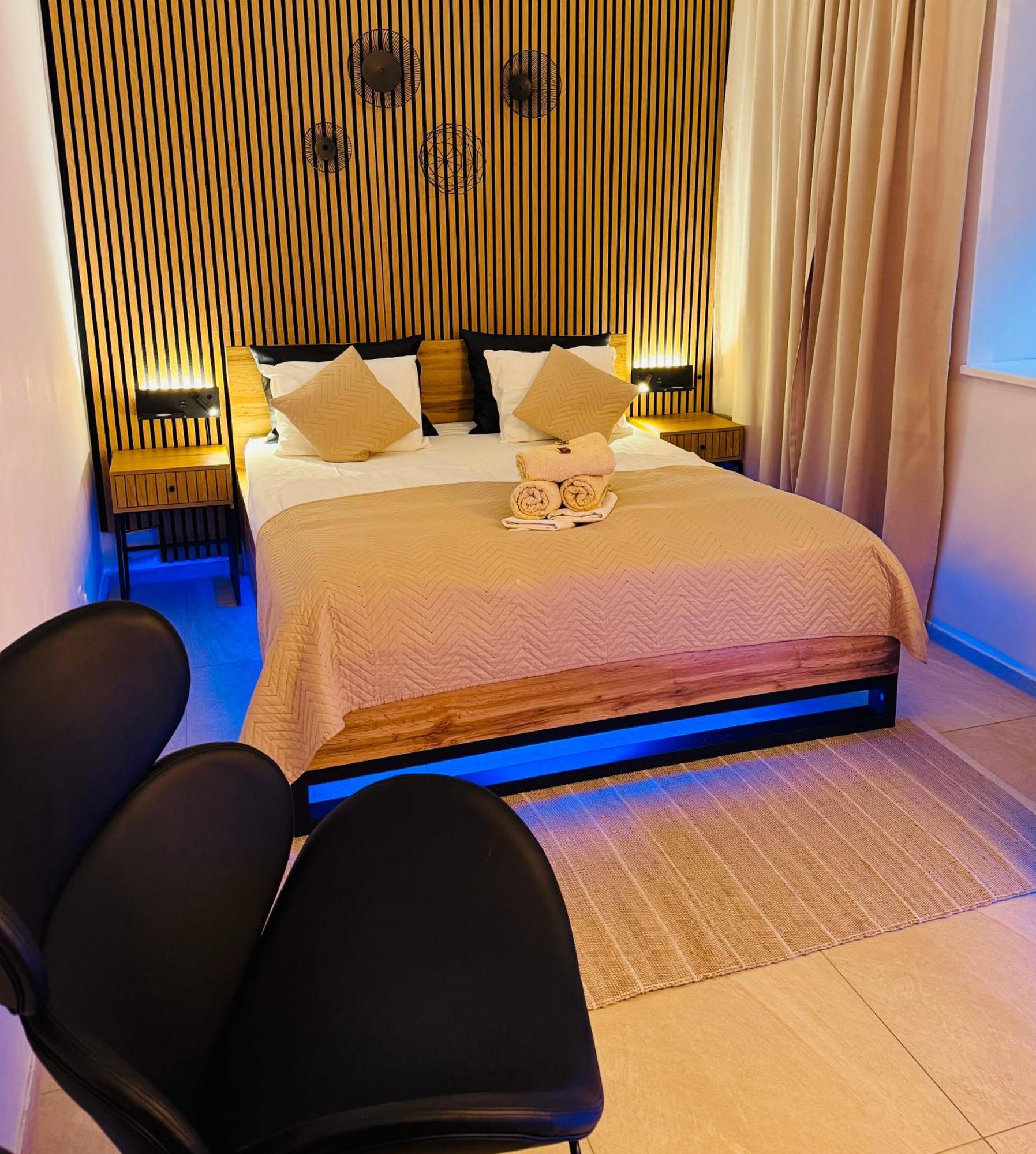 Sauna Studio Near Centre/Airport Prag Eksteriør billede